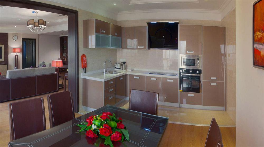 Boudl Kuwait Al Fahahil Aparthotel Kuwait City Exteriör bild