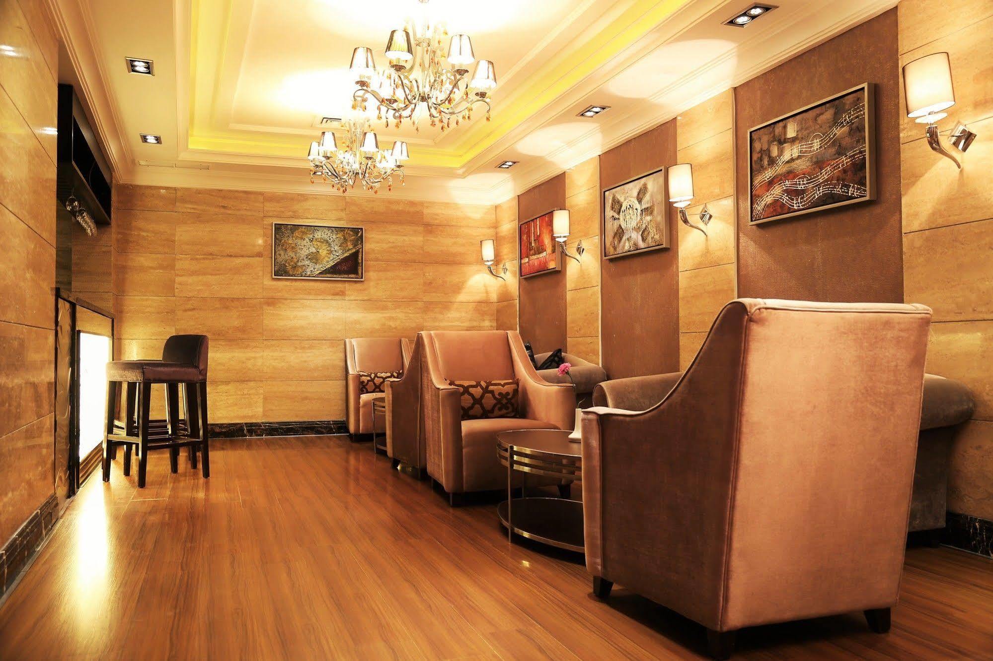 Boudl Kuwait Al Fahahil Aparthotel Kuwait City Exteriör bild