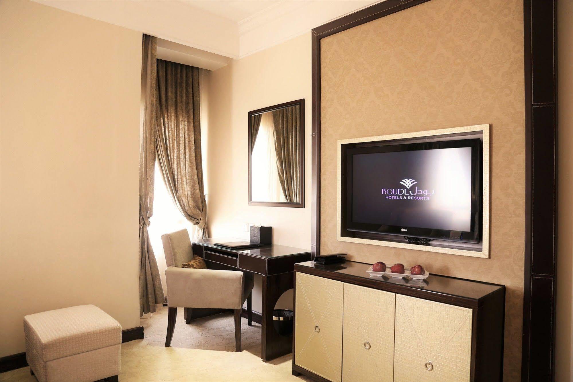 Boudl Kuwait Al Fahahil Aparthotel Kuwait City Exteriör bild