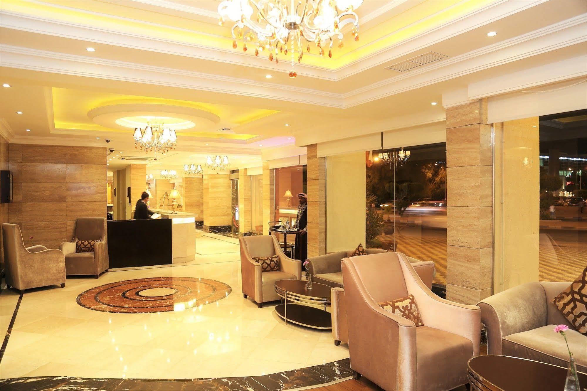 Boudl Kuwait Al Fahahil Aparthotel Kuwait City Exteriör bild