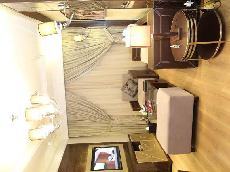 Boudl Kuwait Al Fahahil Aparthotel Kuwait City Exteriör bild